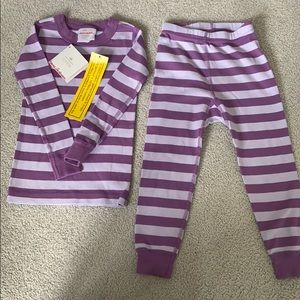 Hanna Andersson 3t (size 90) purple pajamas